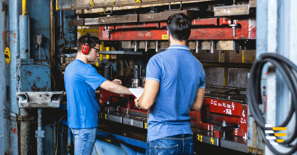 customers looking at hydraulic gauge